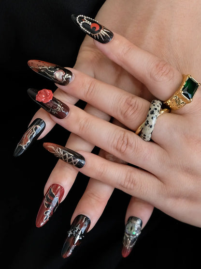 Blood Rose nail hand 01 - JOYOYSY handcrafted press-on nails