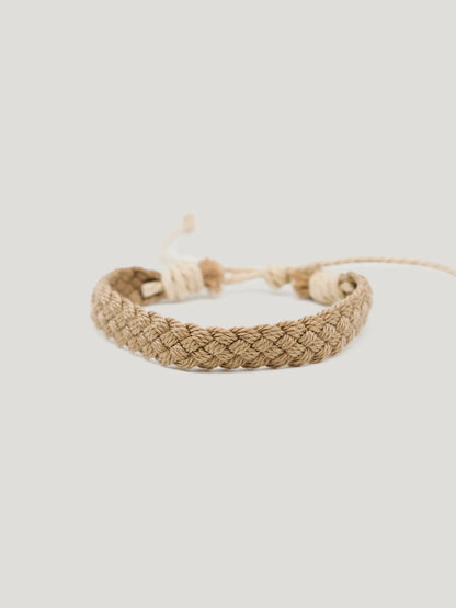 Cotton_Twine_Bracelet_front