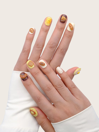 Loving breakfast nail hand 01 JOYOYSY handcrafted press-on nails